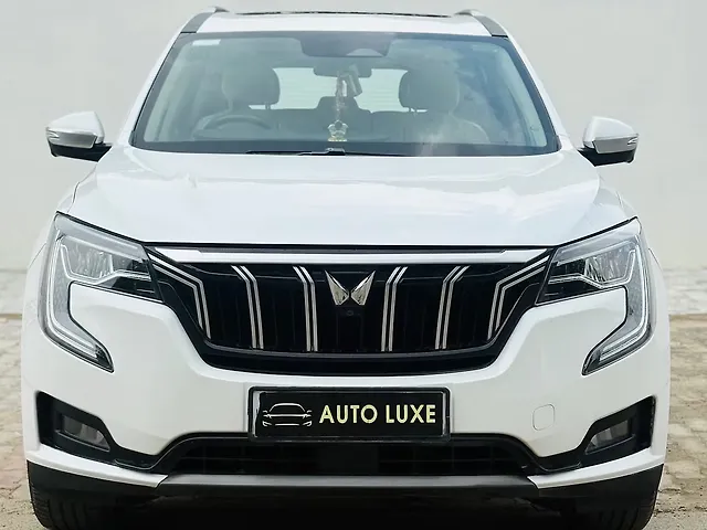 Second Hand Mahindra Old Generation XUV700 AX7 Luxury Pack 2WD Diesel 2.2L Turbo Manual 7 STR in Lucknow