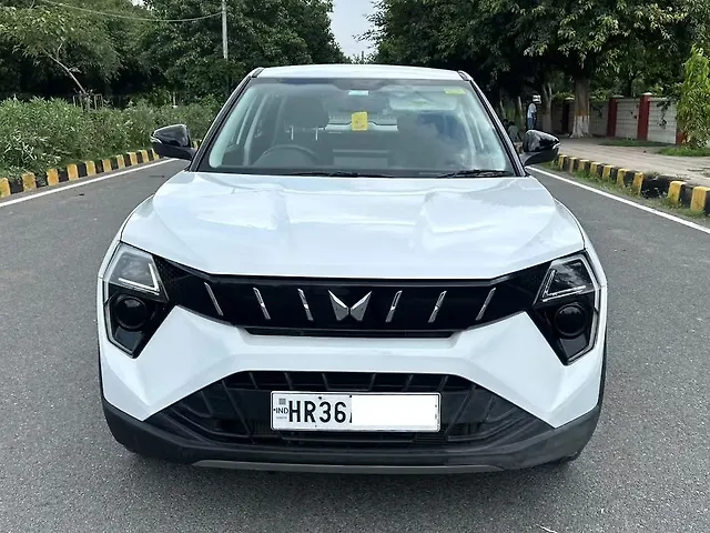 Second Hand Mahindra XUV 3XO MX3 Diesel 1.5L Turbo Manual in Delhi