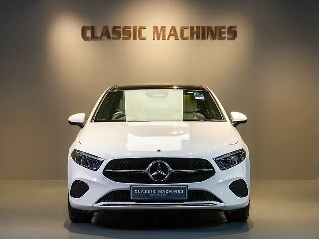 Second Hand Mercedes-Benz A-Class Limousine 200 in Delhi Second Hand Mercedes-Benz A-Class Limousine 200 in Delhi