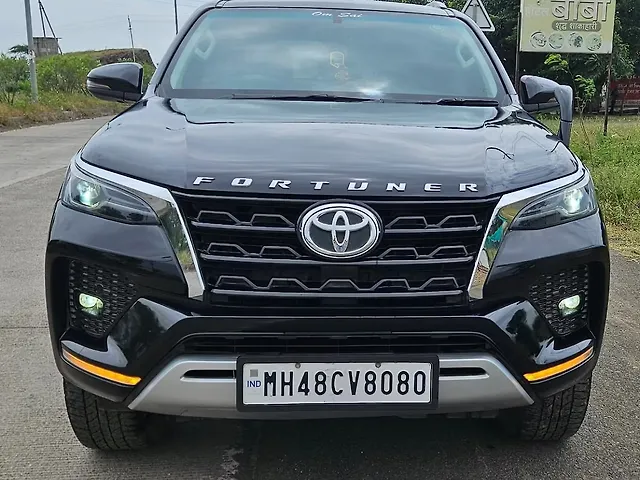 Second Hand Toyota Fortuner 4x2 2WD Diesel 2.8L Turbo Automatic (TC) in Nashik Second Hand Toyota Fortuner 4x2 2WD Diesel 2.8L Turbo Automatic (TC) in Nashik