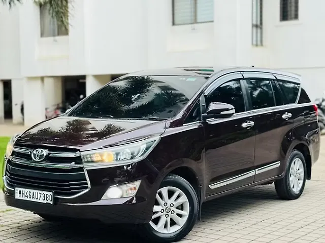 Second Hand Toyota Innova Crysta [2016-2020] 2.4 V Diesel in Nashik