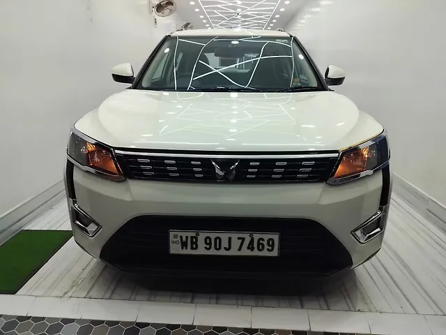Second Hand Mahindra XUV300 [2019-2024] W6 1.5 Diesel in Kolkata