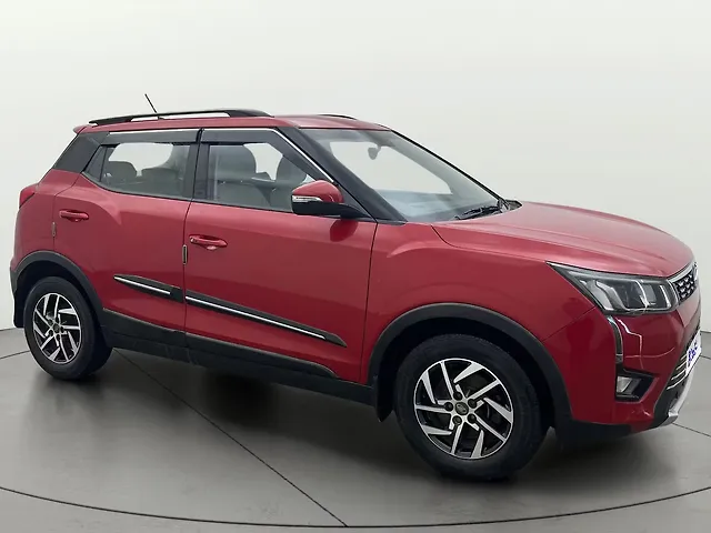 Used 2022 Mahindra XUV300 [2019-2024] W8 (O) 1.2 Petrol for sale in Bangalore at Rs.8,18,281