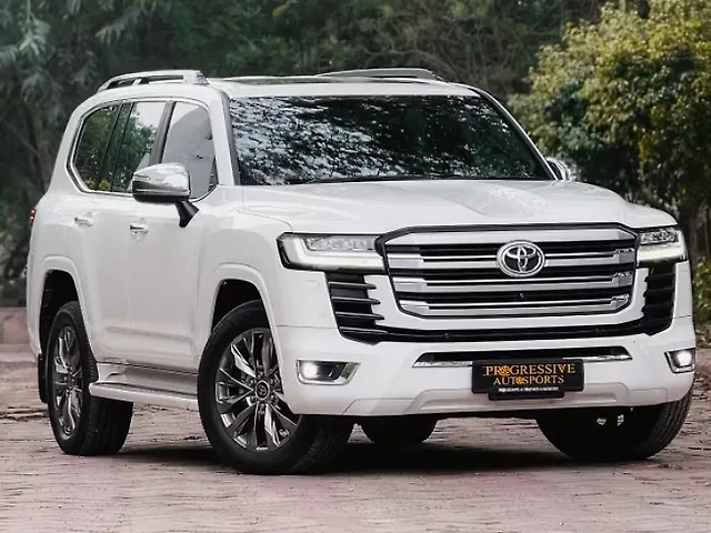 Used 2023 Toyota Land Cruiser ZX Diesel [2023-2025] for sale in