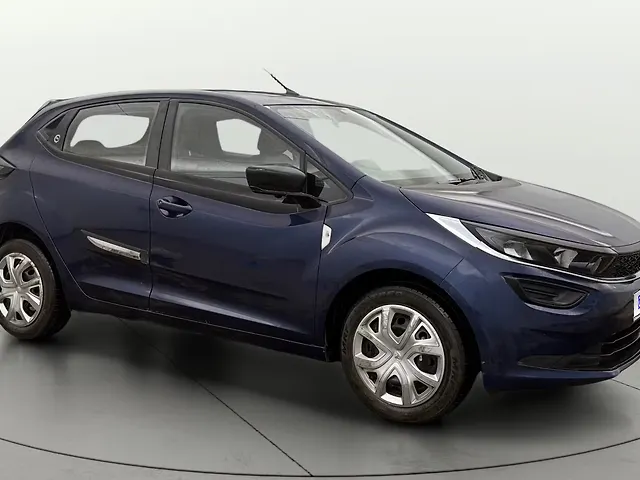 Tata Altroz XM Petrol Tata Altroz XM Petrol