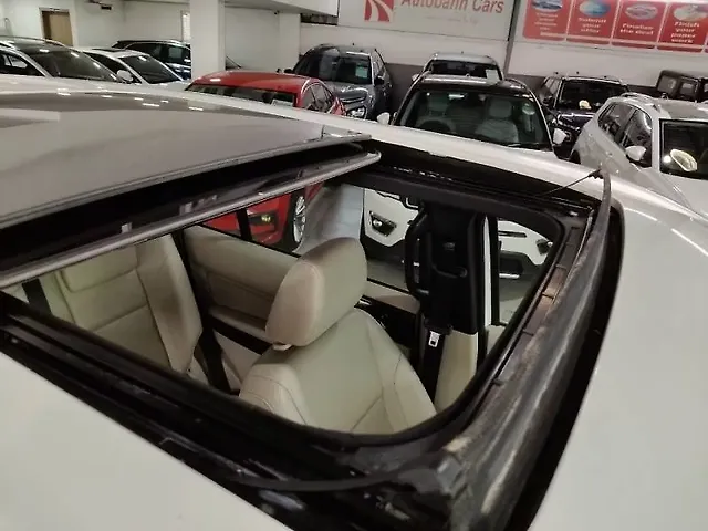 2019 Ford Endeavour Titanium 3.2 4x4 AT