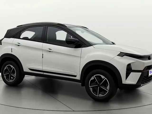 Tata Nexon Fearless 1.2 Petrol 6MT Dual Tone [2023-2025]