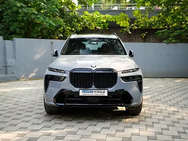 Used BMW X7 xDrive40d M Sport in पुणे