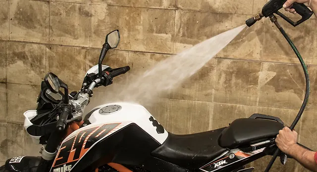 6 basic tips for cleaning your motorcycle - Bikewale