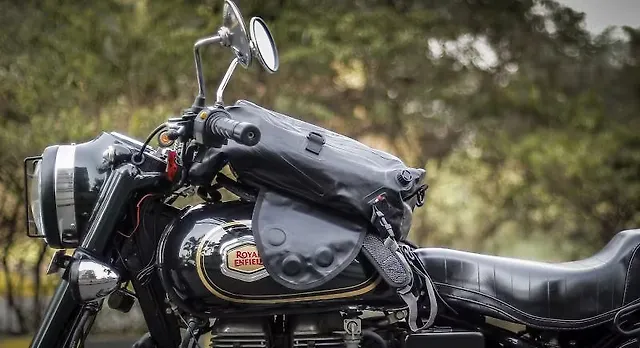 royal enfield himalayan backpack