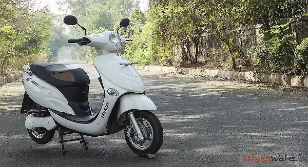 electric scooty under 40000