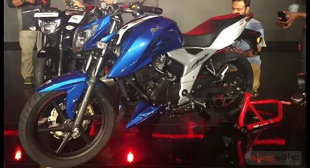 18 Tvs Apache Rtr 160 4v Photo Gallery Bikewale 18 Tvs Apache Rtr 160 4v Photo Gallery Bikewale