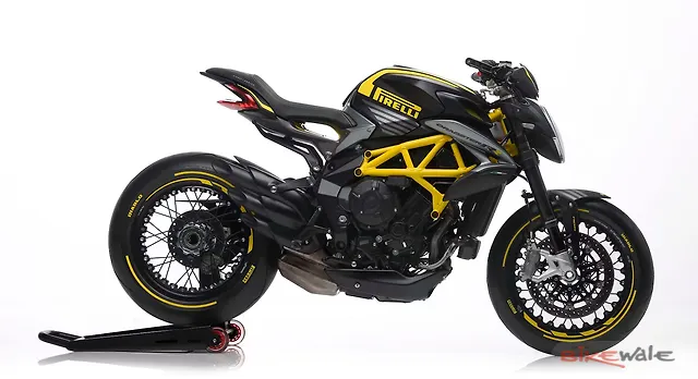 MV Agusta reveals 2018 Dragster RR Pirelli Edition MV Agusta reveals 2018 Dragster RR Pirelli Edition
