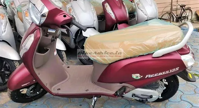 Suzuki Access 125 spied in new colour 