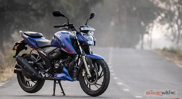 r15 two wheeler price