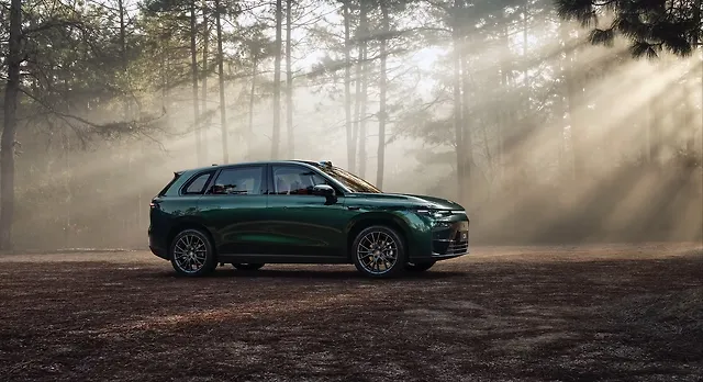 Leapmotor C10 Right Side View