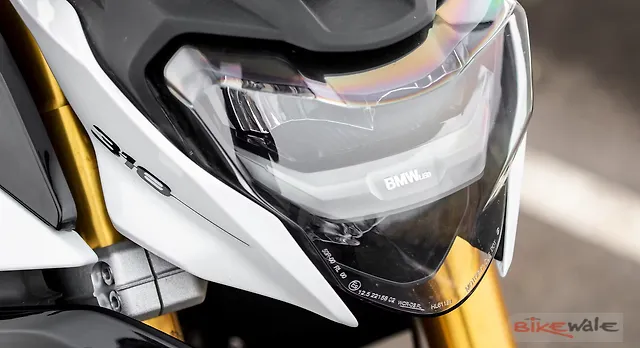 bmw g 310 r bs6 colours