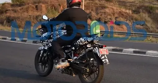 bajaj pulsar as 150 seat height