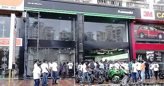 kawasaki ninja bike showroom