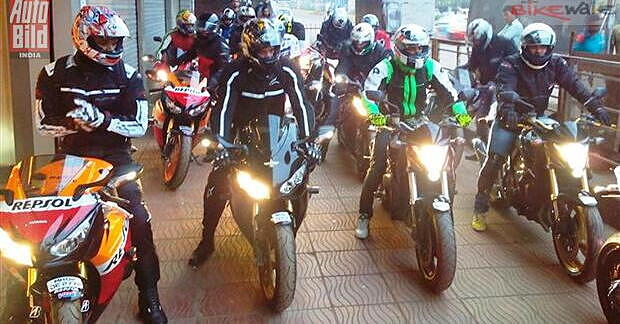 Group of best sale bike riders