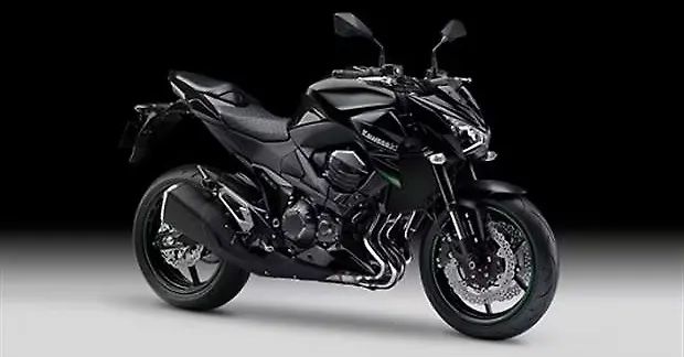 Kawasaki-Z800-Front-three-
