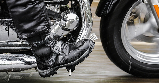 Forma adventure hotsell low motorcycle boots