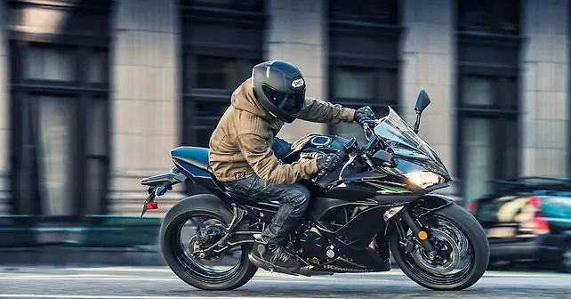 New-Kawasaki-Ninja-650,-Z650-