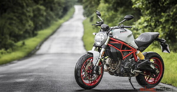 Ducati monster deals 659 price