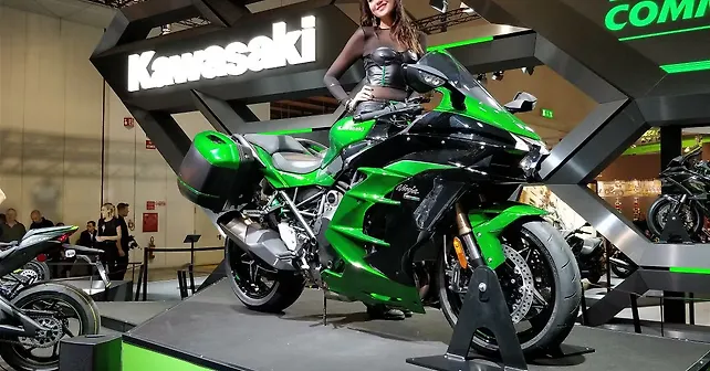 EICMA 2017: Kawasaki reveals the Ninja H2 SX - BikeWale