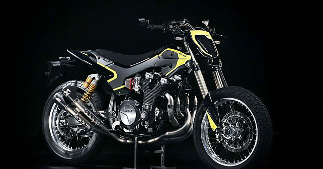 Valentino Rossi’s Yamaha XJR1300 flat tracker Photo Gallery - BikeWale