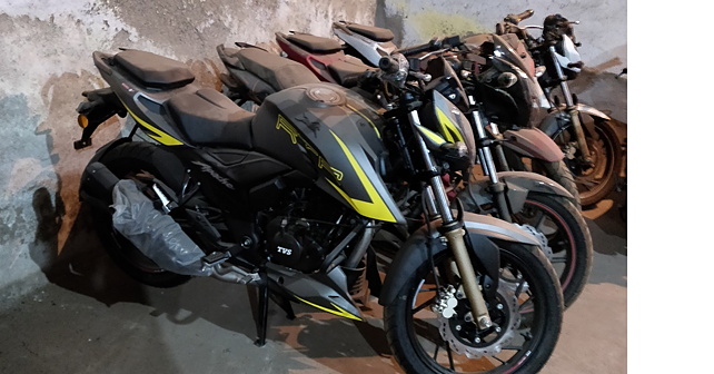 Rtr 200 2024 grey colour