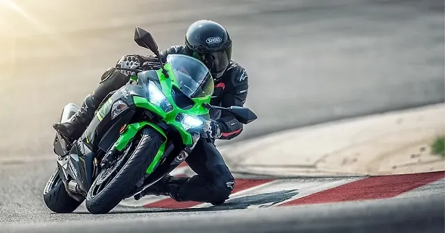 2019 Kawasaki Ninja ZX-6R Photo Gallery - BikeWale 2019 Kawasaki Ninja ZX-6R Photo Gallery - BikeWale