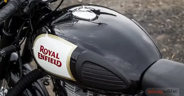 Royal Enfield sales drop by 7 per cent in January - BikeWale