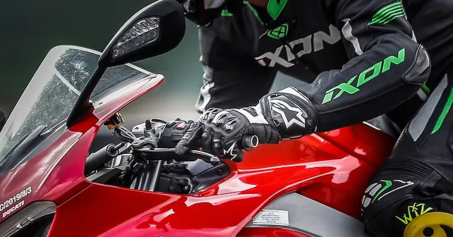 Ducati-Panigale-V4-Exterior-