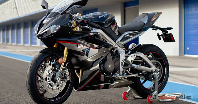 triumph daytona 765 price uk