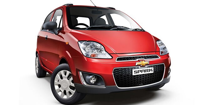 Chevrolet Spark Price - Images, Colors & Reviews - CarWale