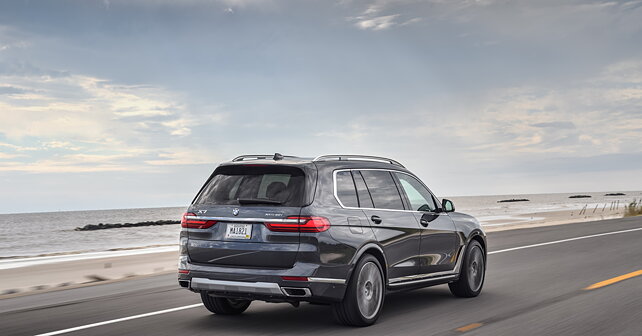 BMW X7 Photo, Rear view Image - CarWale