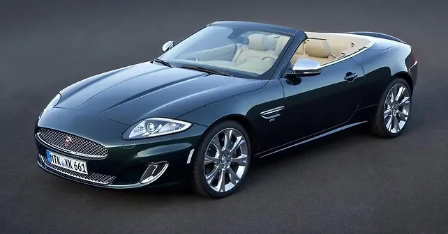 Jaguar-XK-66-Right-Front-Three