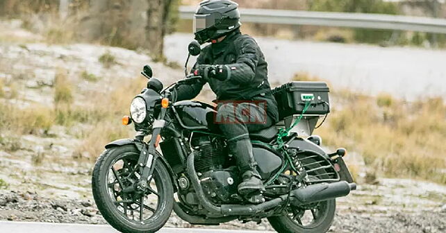 Production-ready Royal Enfield Shotgun 650 spotted testing - BikeWale