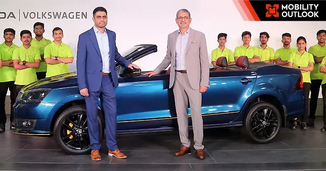 infographics0.png?isig=1&art=8&q=75