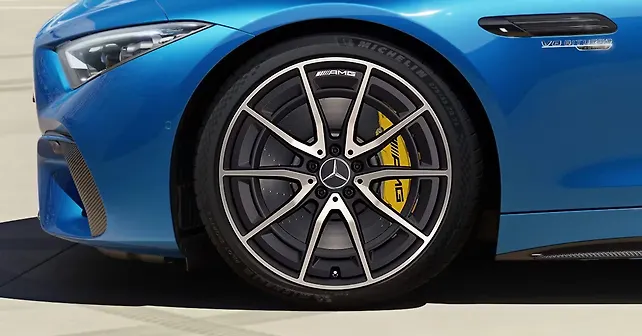 Mercedes-Benz AMG SL55 Roadster Exterior Closeups - CarWale