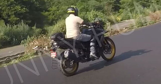 Suzuki V-Strom 800DE spotted testing India; launch this year - BikeWale