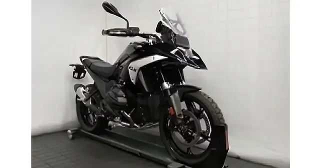 www.bikewale.com