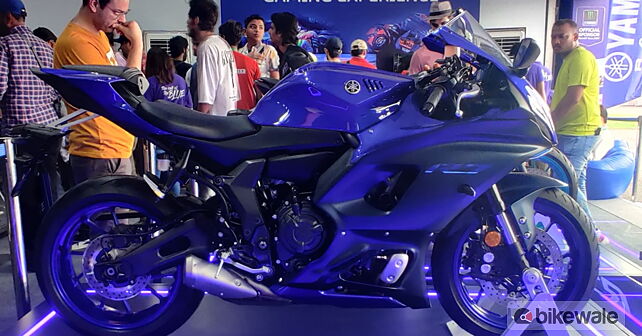 Yamaha R7 showcased at MotoGP in India - BikeWale