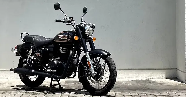 KN royalenfield-right-front-three
