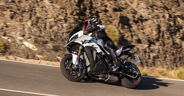 UPDATED! BMW S 1000 XR now makes more power - BikeWale
