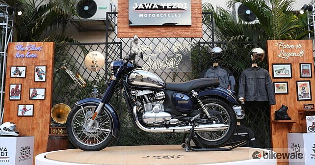 Jawa 350 blue colour showcased in India; launch soon