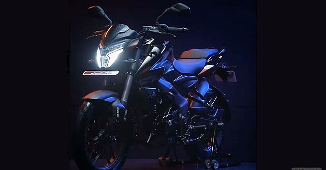 2024 Bajaj Pulsar NS200 starts reaching dealerships - BikeWale