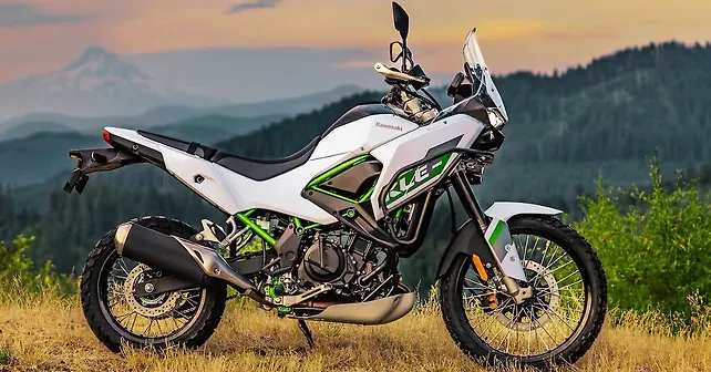 Kawasaki Officially Unveils Rally-inspired KLE500 for 2026 - BikeWale