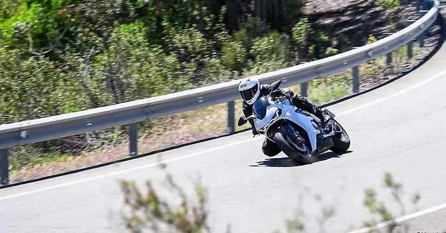 Norton Manx R Review: Image Gallery